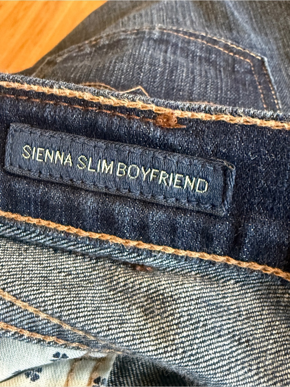 Lucky Brand Mid-Rise Cropped Straight Jeans in Dark Blue Wash - Picture 3 of 8